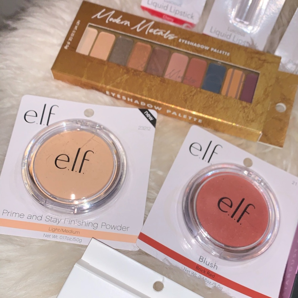 🔴🔴SOLD🔴🔴E.L.F COSMETICS BUNDLE - Picture 3 of 5